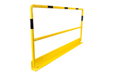 Aanrijdbeugel uit buis Ø42 mm. Hoog: 1000 mm., Lang 2000 mm. Gelast op hoeklijn 150x100x10 mm. v.v.  3 st. ankergaten t.b.v. M16. Geel/zwart