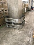 Säulenschutz aus Leitplanke auf FußplatteB 2-hoch