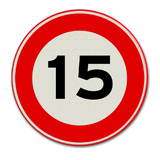 Verkehrszeichen mit Geschwindigkeitsanzeige 15